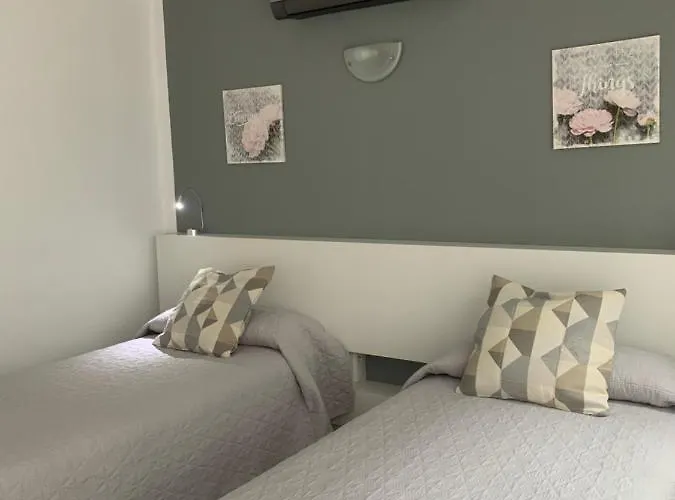 Vivienda Tauro * Puerto del Carmen (Lanzarote)